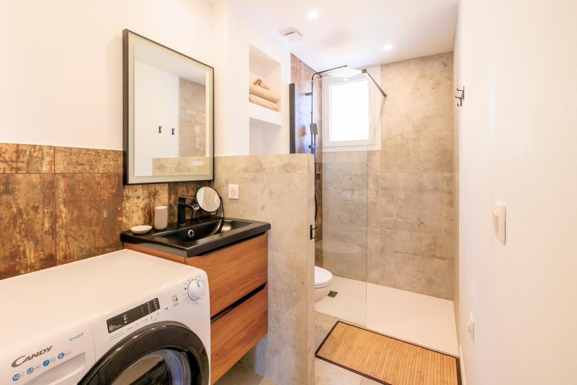 « l'observatoire » 6 Personnes Apartment Bandol